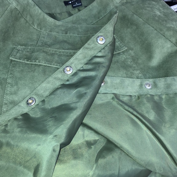 3/$20 - I❤️Ronson Army Green Vegan Suede Skirt - Picture 9 of 10